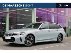 Grijs Gebruikt 2025 BMW 330e Comfort Edition Stationwagen | € 54.950 (Goede deal)