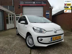 Wit Gebruikt 2014 VW up! high up! Hatchback | € 7.750 (Iets duurder)