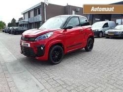 Rood, metallic lak Nieuw 2025 Ligier JS60 Hatchback | € 21.790