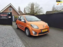 Oranje, metallic lak Gebruikt 2008 Renault Twingo Dynamique Hatchback | € 1.549 (Duur)