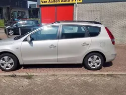 Grijs Gebruikt 2010 Hyundai i30 Dynamiq Stationwagen | € 3.950 (Eerlijke prijs)