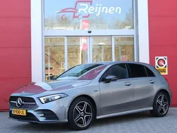 Grijs, metallic lak Gebruikt 2021 Mercedes A250 Business Hatchback | € 31.945 (Eerlijke prijs)