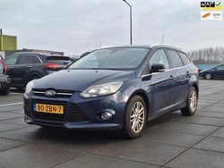 Blauw (metallic) Gebruikt 2012 Ford Focus Titanium Stationwagen | € 4.250 (Eerlijke prijs)
