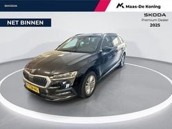 Zwart Gebruikt 2023 Skoda Octavia Business Line Stationwagen | € 23.340 (Eerlijke prijs)