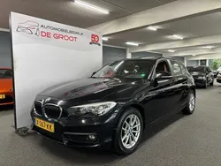 Zwart Gebruikt 2020 BMW 118 Executive Hatchback | € 17.500 (Goede deal)