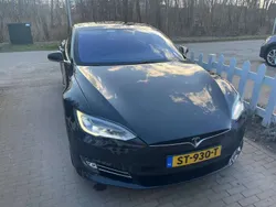 Zwart Gebruikt 2017 Tesla Model S Performance Sedan | € 25.000 (Goede deal)