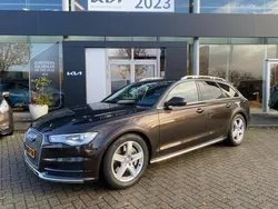 Bruin, metallic lak Gebruikt 2015 Audi A6 Allroad Premium Stationwagen | € 30.450