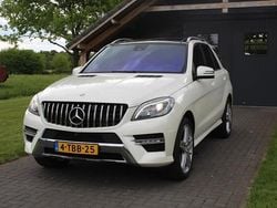 Wit, metallic lak Gebruikt 2014 Mercedes ML350 AMG SUV | € 18.900