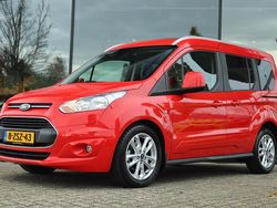 Rood Gebruikt 2015 Ford Tourneo Connect Titanium MPV | € 13.900 (Eerlijke prijs)