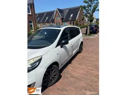 Zwart Gebruikt 2013 Renault Grand Scénic III Dynamique MPV | € 2.250 (Super prijs)
