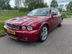 Rood, metallic lak Gebruikt 2008 Jaguar XJ8 Sedan | € 27.225