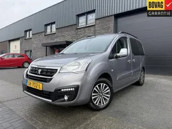 Grijs Gebruikt 2016 Peugeot Partner Tepee Active MPV | € 12.950 (Eerlijke prijs)