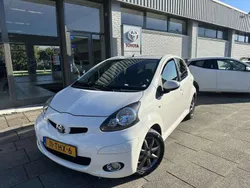 Wit Gebruikt 2012 Toyota Aygo Hatchback | € 3.499 (Iets duurder)
