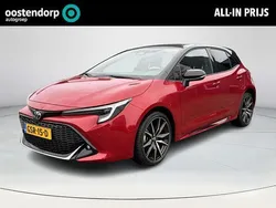 Rood Gebruikt 2024 Toyota Corolla Hybrid Sport Hatchback | € 34.950 (Iets duurder)