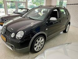 Zwart Gebruikt 2004 VW Polo Cross Highline Hatchback | € 3.750 (Duur)