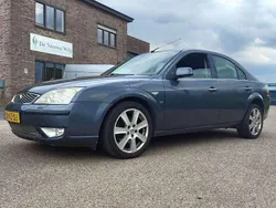 Grijs Gebruikt 2005 Ford Mondeo Platinum Hatchback | € 1.795 (Eerlijke prijs)