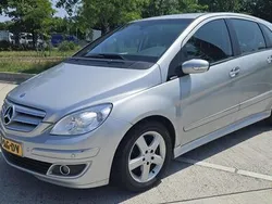 Grijs Gebruikt 2007 Mercedes B200 MPV | € 3.899 (Iets duurder)