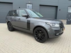 Grijs, metallic lak Gebruikt 2015 Land Rover Range Rover Vogue SUV | € 29.950