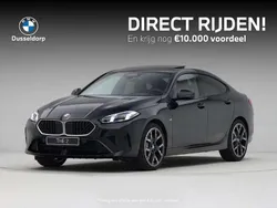 Zwart, metallic lak Nieuw 2025 BMW 220 Comfort Edition Coupé | € 61.930 (Iets duurder)
