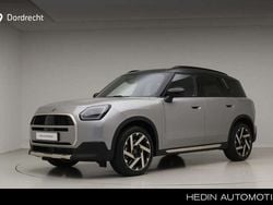 Zwart Gebruikt 2023 Mini Countryman Favoured SUV | € 42.895