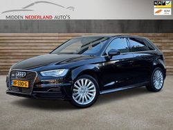 Zwart Gebruikt 2015 Audi A3 Attraction Hatchback | € 9.750 (Super prijs)