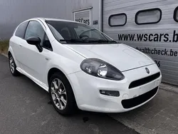 Wit Gebruikt 2012 Fiat Punto Hatchback | € 1.650 (Goede deal)