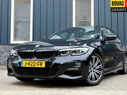 Zwart Gebruikt 2020 BMW 318 M Sport Sedan | € 28.950 (Eerlijke prijs)
