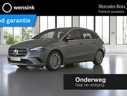 Grijs, metallic lak Gebruikt 2022 Mercedes B250e AMG line MPV | € 29.850 (Goede deal)