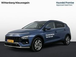Vibrant blue Gebruikt 2024 Hyundai Bayon Premium SUV | € 26.400