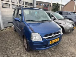 Blauw Gebruikt 2003 Opel Agila Color Edition Hatchback | € 899 (Eerlijke prijs)