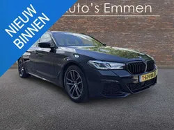 Zwart Gebruikt 2023 BMW 530e Comfort Edition Stationwagen | € 44.999 (Eerlijke prijs)