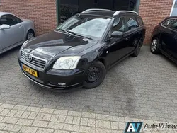 Zwart Gebruikt 2003 Toyota Avensis Executive Stationwagen | € 1.990 (Super prijs)