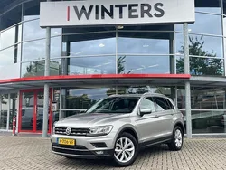 Grijs Gebruikt 2020 VW Tiguan Highline SUV | € 28.945 (Super prijs)