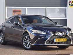 Blauw Gebruikt 2020 Lexus ES300 Business Edition Sedan | € 32.900 (Eerlijke prijs)