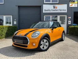 Oranje Gebruikt 2015 Mini ONE Business Hatchback | € 8.898 (Eerlijke prijs)