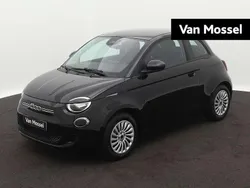 Zwart Nieuw 2024 Fiat 500e Hatchback | € 26.995 (Super prijs)