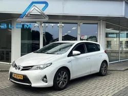 Wit Gebruikt 2014 Toyota Auris Hatchback | € 11.890 (Goede deal)