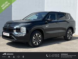 Zwart Nieuw 2025 Mitsubishi Outlander Intense SUV | € 51.390 (Eerlijke prijs)