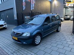 Blauw, metallic lak Gebruikt 2008 Dacia Logan MCV Ambiance MPV | € 1.999 (Eerlijke prijs)