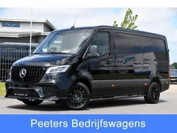 Zwart Nieuw 2024 Mercedes Sprinter AMG Van | € 58.995