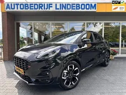 Zwart, metallic lak Gebruikt 2022 Ford Puma Titanium SUV | € 24.950 (Eerlijke prijs)