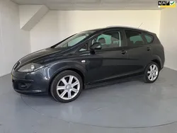 Grijs, metallic lak Gebruikt 2008 Seat Altea XL Stylance MPV | € 3.950 (Duur)