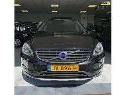 Zwart Gebruikt 2016 Volvo XC60 R-Design SUV | € 19.950 (Eerlijke prijs)