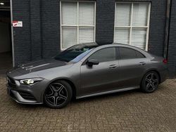 Grijs Gebruikt 2019 Mercedes CLA180 Premium Plus Sedan | € 27.950 (Eerlijke prijs)