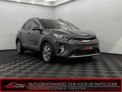 Grijs, metallic lak Gebruikt 2023 Kia Stonic Start SUV | € 18.950 (Goede deal)