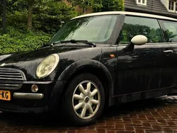Zwart Gebruikt 2002 Mini Cooper Pepper Hatchback | € 1.699