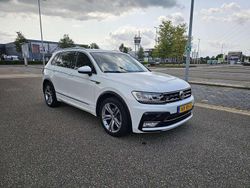 Wit Gebruikt 2017 VW Tiguan R-line SUV | € 21.950 (Eerlijke prijs)
