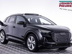 Zwart Gebruikt 2024 Audi Q4 e-tron Basis SUV | € 48.900 (Goede deal)