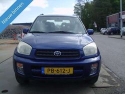 Blauw, metallic lak Gebruikt 2001 Toyota RAV4 SUV | € 4.950 (Eerlijke prijs)