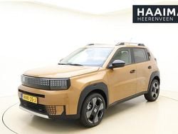 Bruin Nieuw 2025 Fiat Grande Panda La Prima SUV | € 29.950